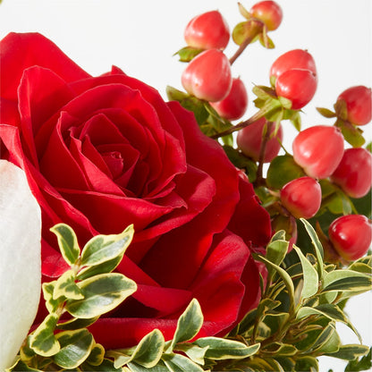 Snowy Wonderland Bouquet –  One Million Roses Llc, Caldwell ID