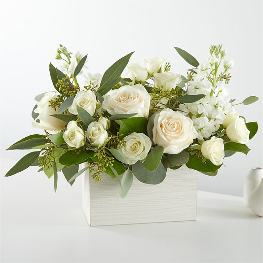 Fresh Linen Box Bouquet –  One Million Roses Llc, Caldwell ID