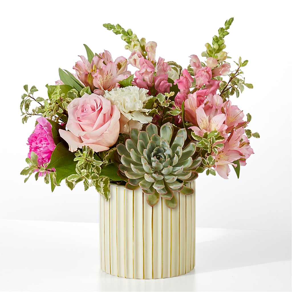 Magenta Musings Bouquet –  One Million Roses Llc, Caldwell ID
