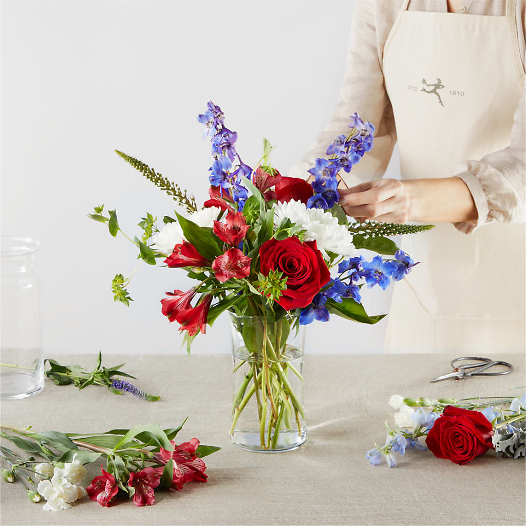 Star Spangled - A Florist Original –  One Million Roses Llc, Caldwell ID
