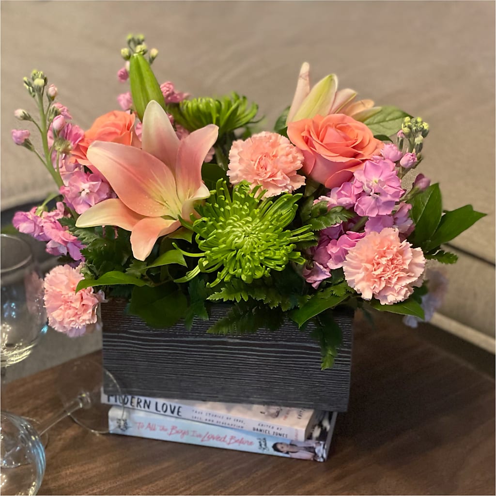 Beautiful Spirit Basket –  One Million Roses Llc, Caldwell ID
