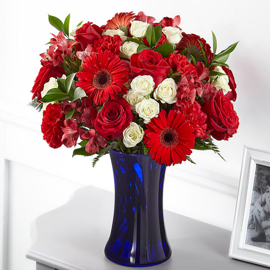 Hearts Embrace Bouquet –  One Million Roses Llc, Caldwell ID