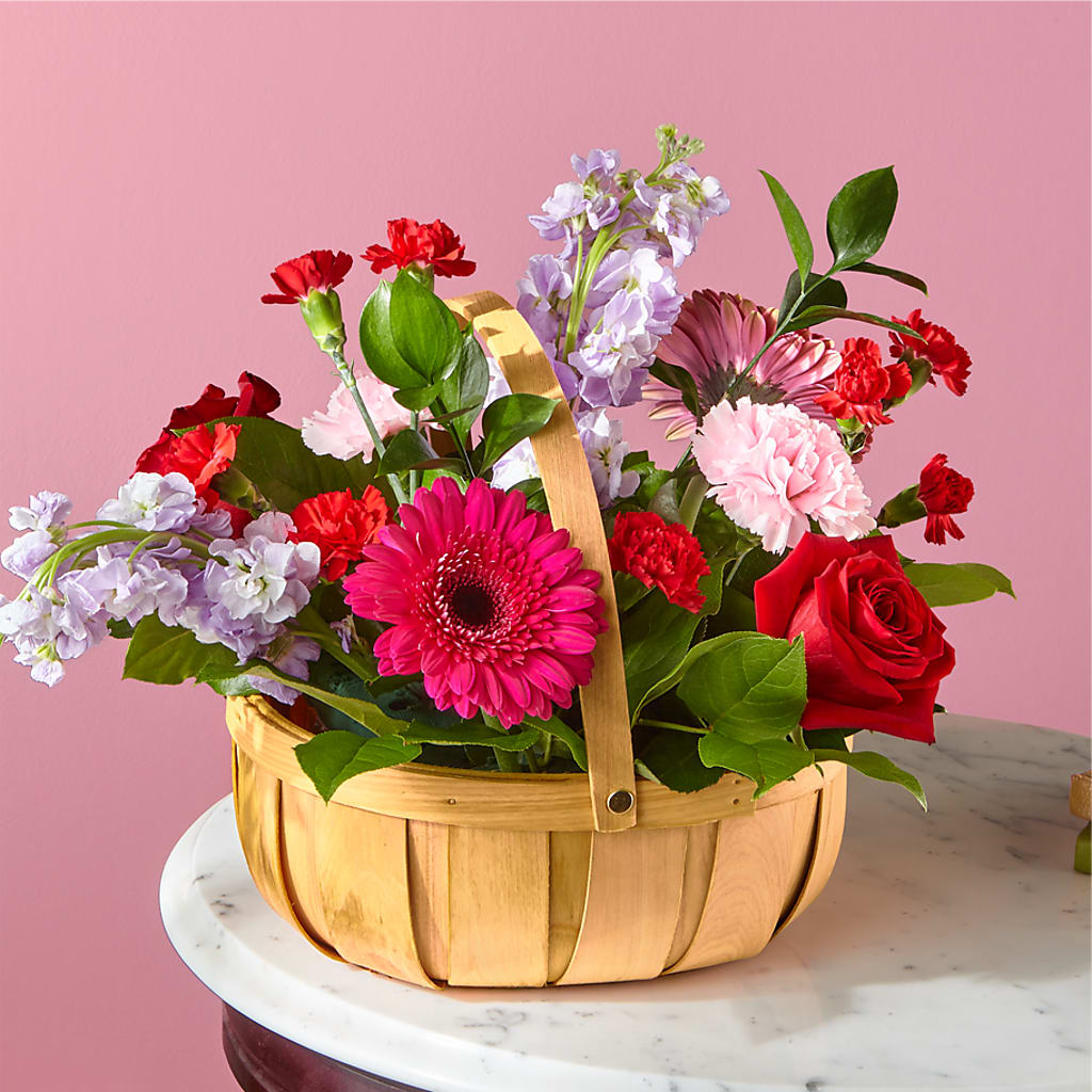 Pink Picnic Basket –  One Million Roses Llc, Caldwell ID