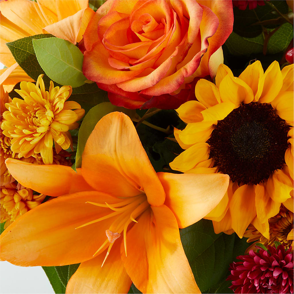 Grateful Centerpiece –  One Million Roses Llc, Caldwell ID