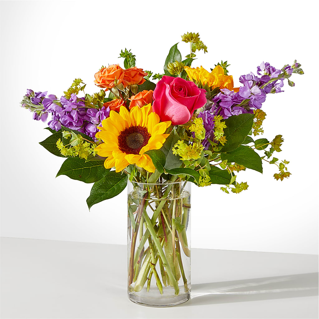 Vibrant Greetings Bouquet –  One Million Roses Llc, Caldwell ID