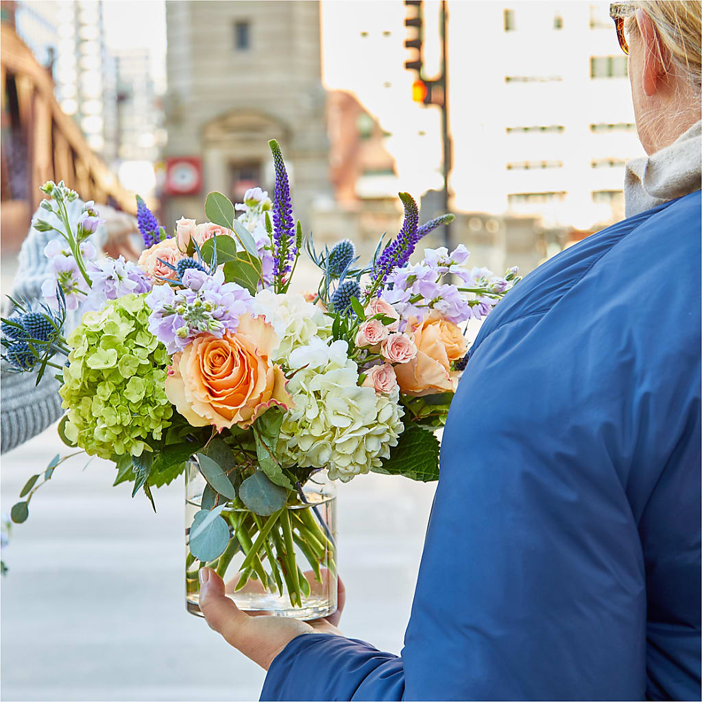 Porch Swing Bouquet –  One Million Roses Llc, Caldwell ID