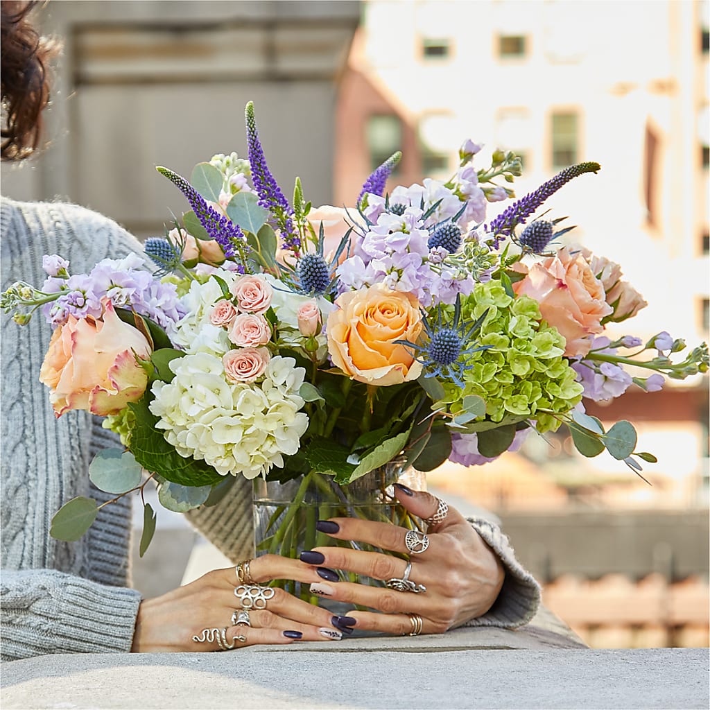Porch Swing Bouquet –  One Million Roses Llc, Caldwell ID