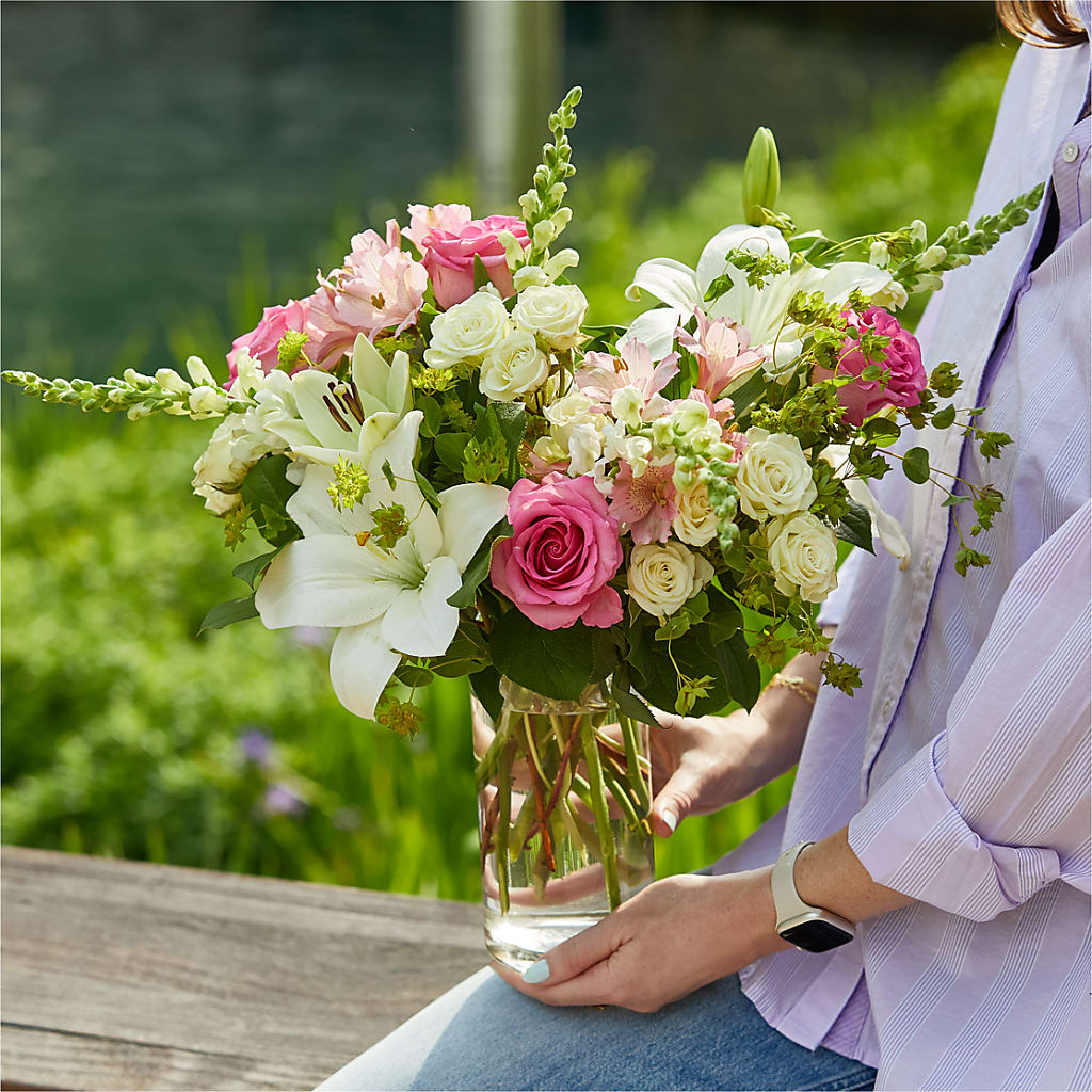Fondly Bouquet –  One Million Roses Llc, Caldwell ID