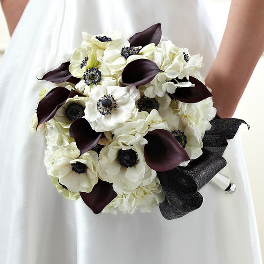 To Have and To Hold Bouquet –  One Million Roses Llc, Caldwell ID