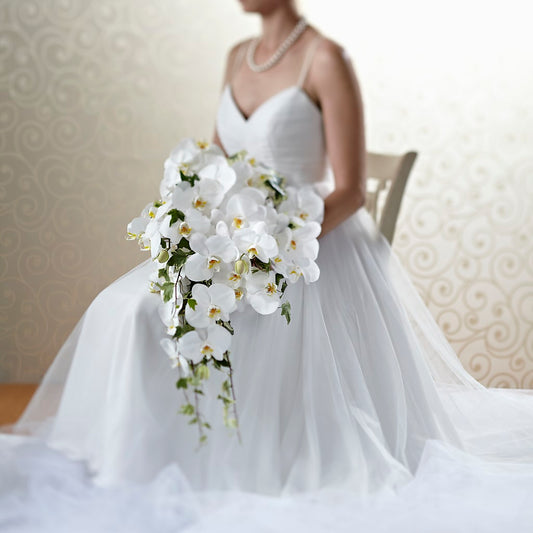 Classic White Bouquet –  One Million Roses Llc, Caldwell ID