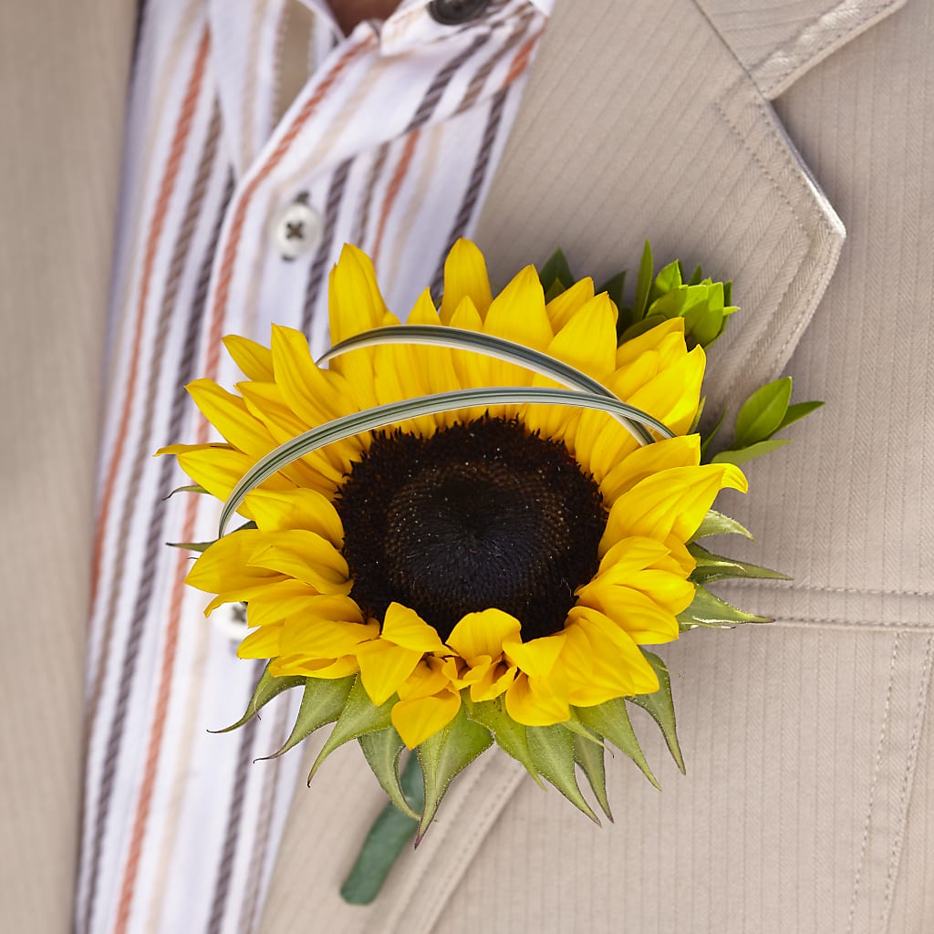 Free Spirit Boutonniere –  One Million Roses Llc, Caldwell ID