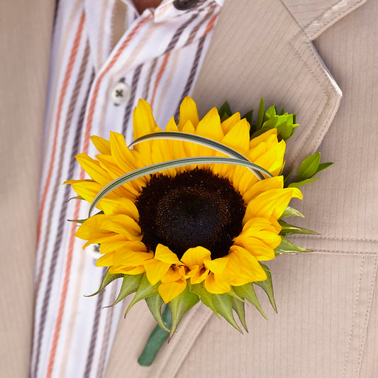 Free Spirit Boutonniere –  One Million Roses Llc, Caldwell ID
