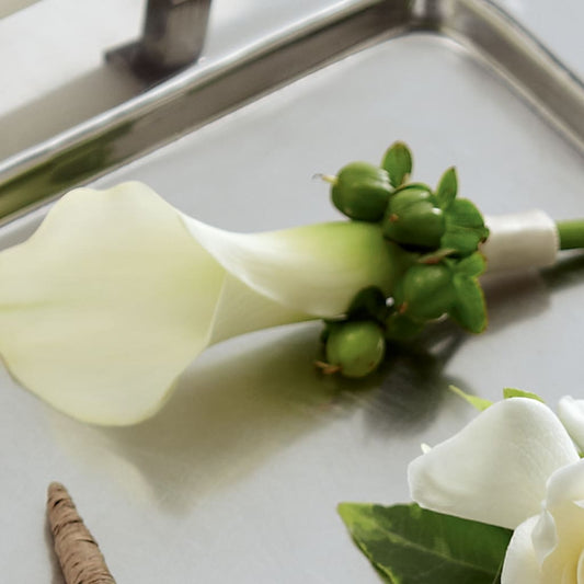 White Calla Boutonniere –  One Million Roses Llc, Caldwell ID